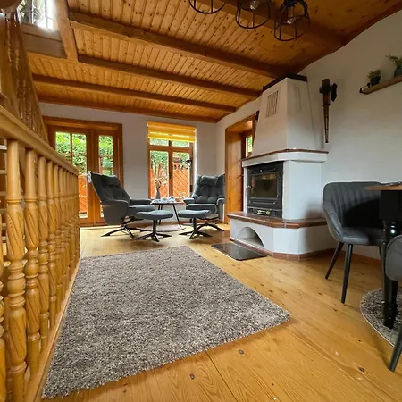 Nicole Semesterbostad